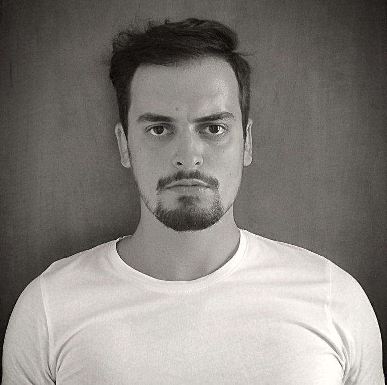 Kostas Mincu, actor: “Pot spune că sunt prizonierul voit al propriei mele singurătăți și-mi place”